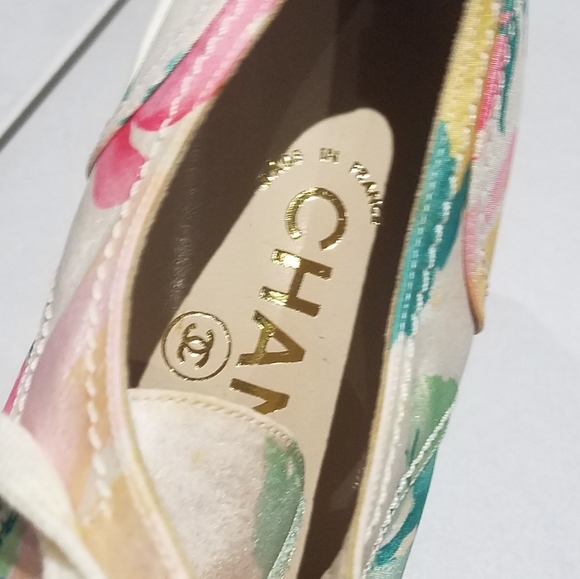 Vintage Chanel - Picture 8 of 10